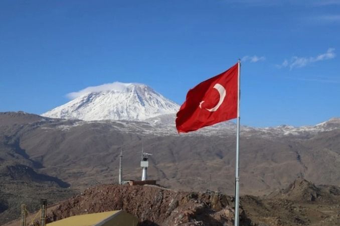 Terrordan təmizlənmiş Ağrı dağında hərbi baza bölgəsinin tikintisi başa çatıb