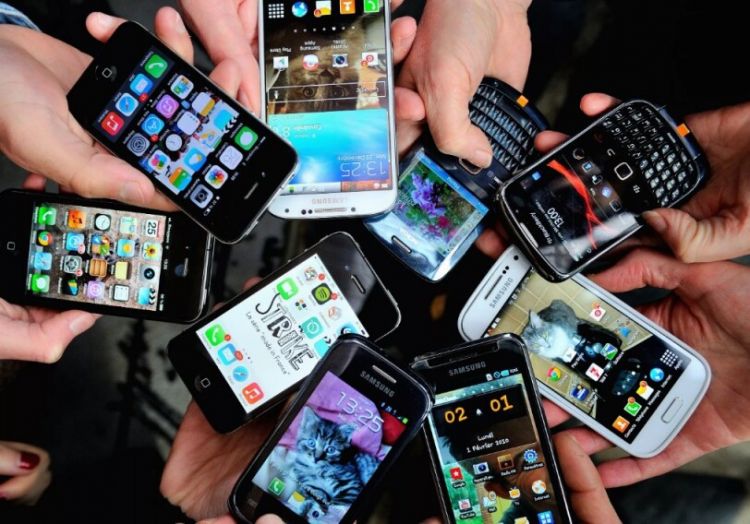 Tarixin ən çox satılan telefon və smartfonlarının adı açıqlanıb