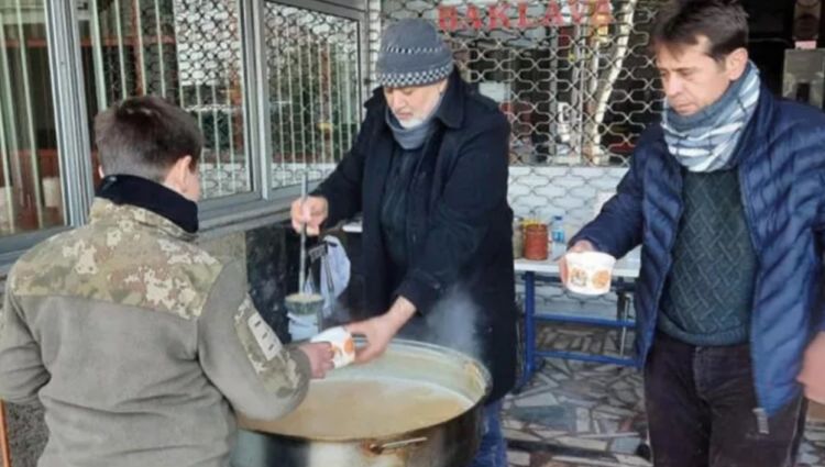 O dünyaya yuyulmadan gedən KƏFƏNSİZ ÜMİDLƏR... O dünyaya yuyulmadan gedən KƏFƏNSİZ ÜMİDLƏR...