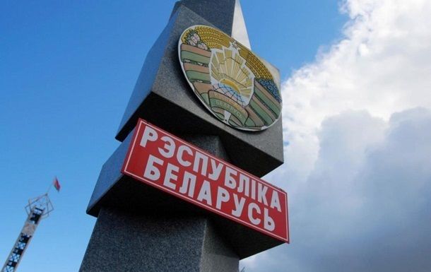 Belarus üç polşalı diplomatı ölkədən çıxarır
