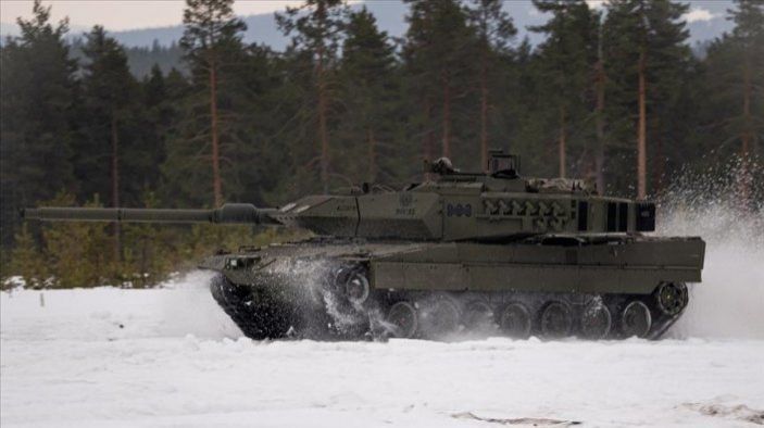 Polşanın “Leopard” tankları Ukraynaya çatıb