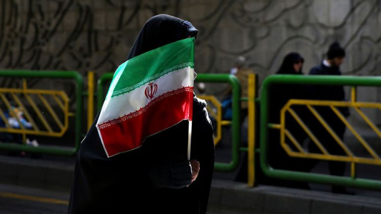 İran iki alman diplomatı ölkədən çıxarır