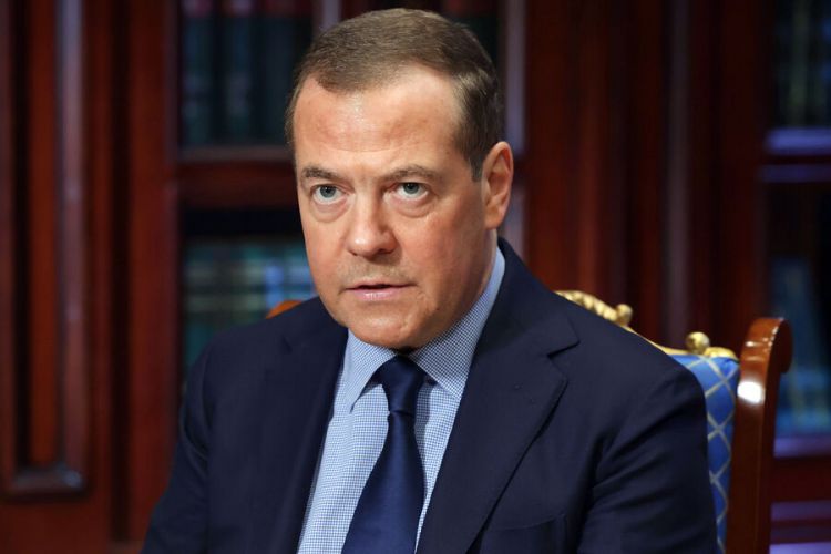 Bu, NATO-nun birbaşa Rusiyaya qarşı müharibəyə girməsi deməkdir - Medvedev