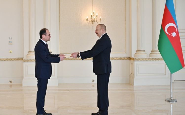 Prezident Bolqarıstanın yeni səfirini qəbul edib - Yenilənib Prezident Bolqarıstanın yeni səfirini qəbul edib - Yenilənib