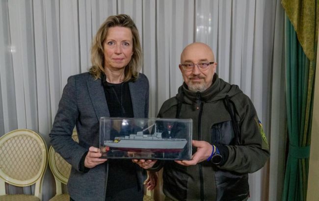 Ukrayna Hollandiyadan mina təmizləmək üçün gəmilər alacaq