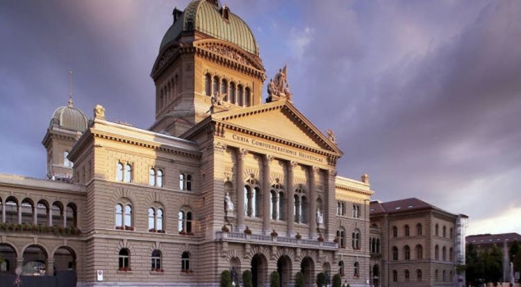 İsveçrə Parlamentində Azərbaycana qarşı qətnamə ilə bağlı vəsatət yekdilliklə rədd edilib İsveçrə Parlamentində Azərbaycana qarşı qətnamə ilə bağlı vəsatət yekdilliklə rədd edilib