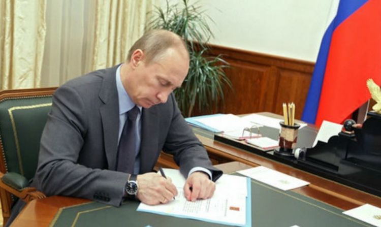 Putin Azərbaycanla bu sazişi təsdiqlədi Putin Azərbaycanla bu sazişi təsdiqlədi