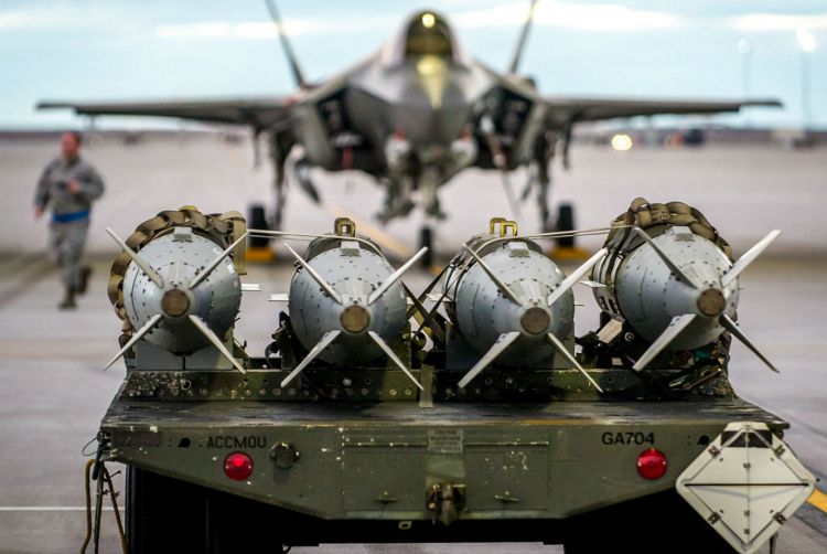 Rusiya da “ağıllı” bombaların istifadəsinə başladı