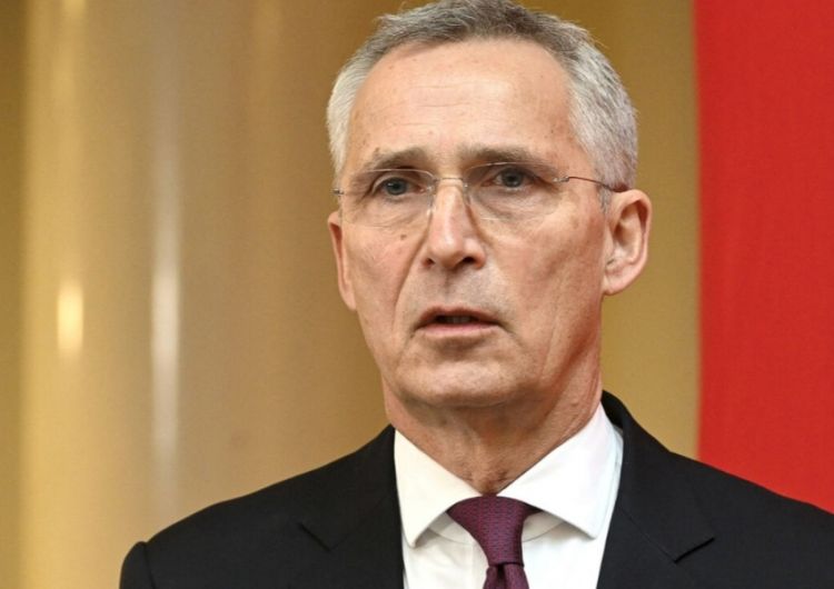 Yens Stoltenberq: NATO qüvvələrinin öz ərazisində yerləşdirilməsinə Finlandiya özü qərar verəcək