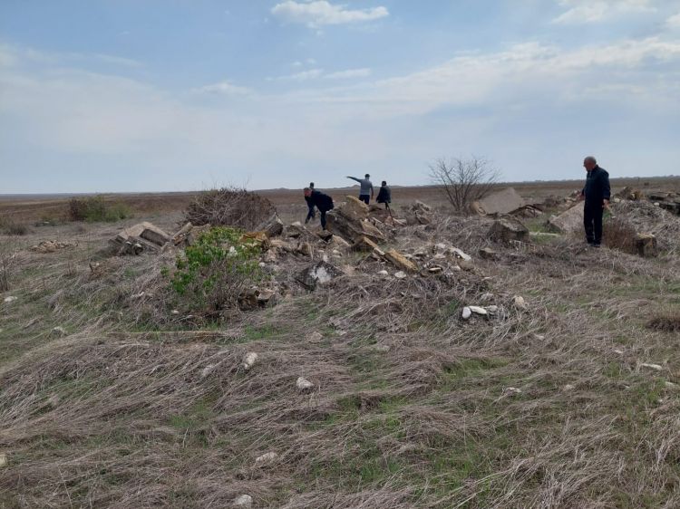 Erməni vəhşiliyi: Şıxbabalı qəbirstanlığını yer üzündən siliblər -  FOTO - VİDEO