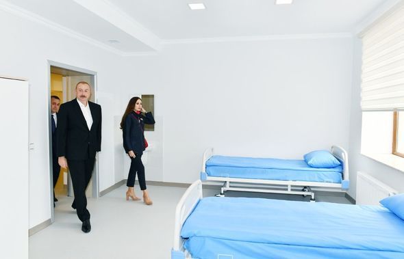İlham Əliyev və xanımı Salyanda Doğum Evində və Uşaq Poliklinikasında - FOTO İlham Əliyev və xanımı Salyanda Doğum Evində və Uşaq Poliklinikasında - FOTO