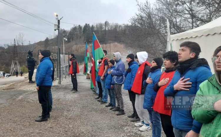 Xankəndi-Laçın yolu: Ekofəalların aksiyası 129 gündür yüksək fəallıqla davam edir