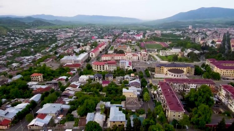 Azərbaycan bu danışıqlarda silahlı erməni birləşmələrinin ləğvini tələb etməlidir - Politoloq