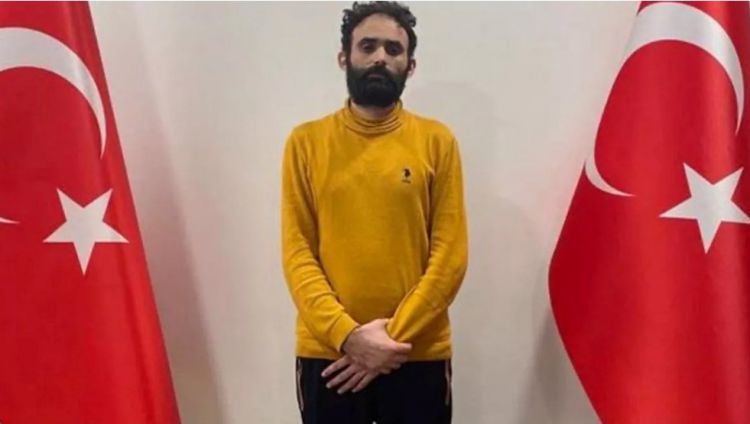Qaçaq PKK-lı terrorçu yaxalanaraq Türkiyəyə gətirildi