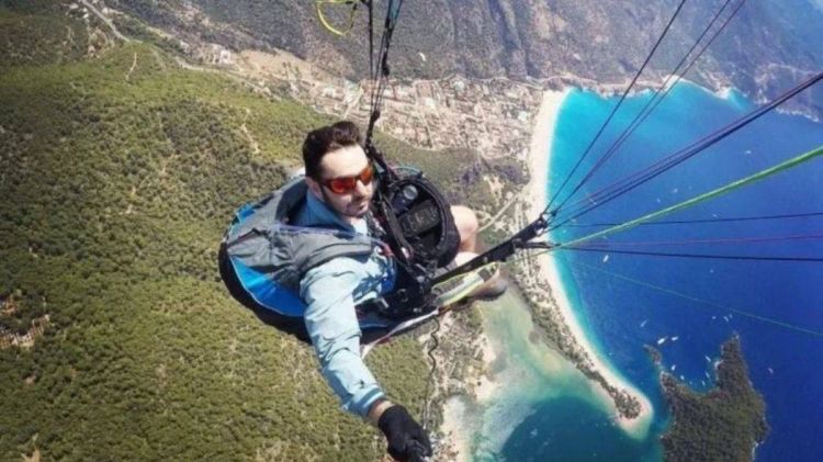 İngilis paraşütçü türk paraşütçünün öldüyü qəza ilə bağlı həbs olundu - FOTO