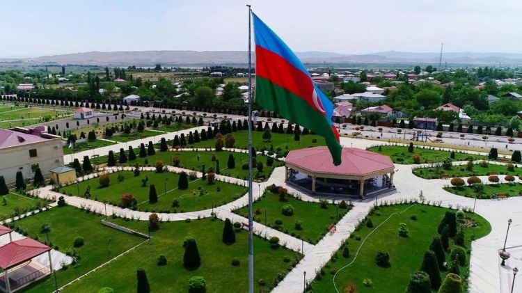 Füzuli rayonunun Pirəhmədli kəndinin təməli qoyulub Füzuli rayonunun Pirəhmədli kəndinin təməli qoyulub