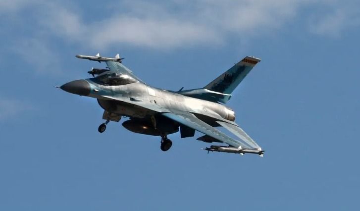 Bayden F-16-ların Ukraynaya ixracını təsdiqləməyə hazırdır, lakin bir şərt var -  CNN