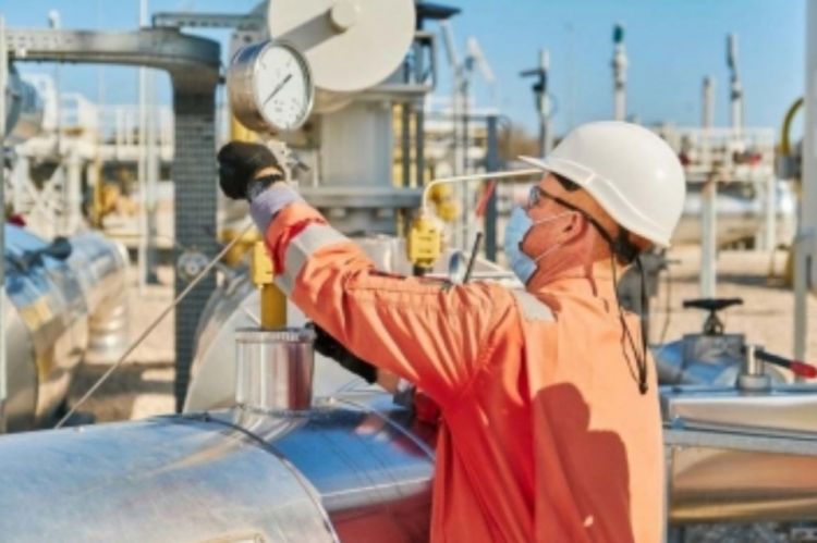 İtaliya Rusiyadan təbii qaz idxalını kəskin azaldıb İtaliya Rusiyadan təbii qaz idxalını kəskin azaldıb