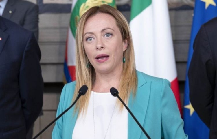 İtaliyanın baş naziri "G7" sammitindən vaxtında əvvəl qayıtdığını açıqlayıb İtaliyanın baş naziri "G7" sammitindən vaxtında əvvəl qayıtdığını açıqlayıb