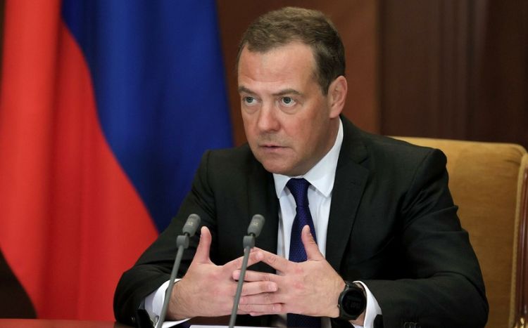 Dmitri Medvedev NATO-nu hədələyib: "Qarşıdurma nüvə silahının tətbiqi ilə nəticələnəcək"