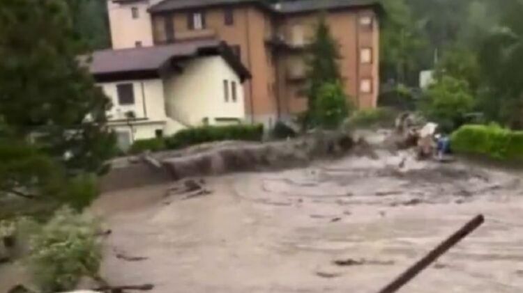 İtaliyada güclü daşqınlar yeddi milyard dollardan çox ziyan vurub İtaliyada güclü daşqınlar yeddi milyard dollardan çox ziyan vurub