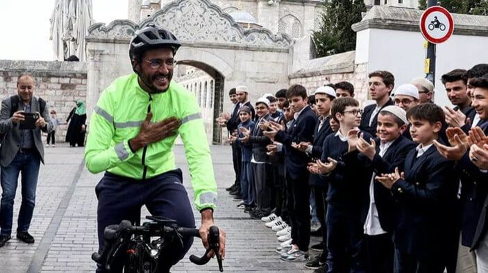 Fransadan həccə getmək üçün velosipedlə yola çıxdı - FOTO