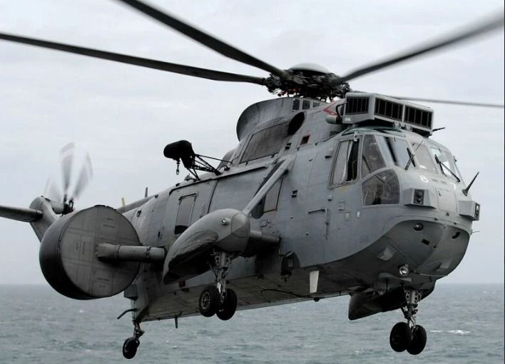 Ukrayna axtarış-xilasetmə əməliyyatları üçün unikal "Sea King" helikopteri alıb