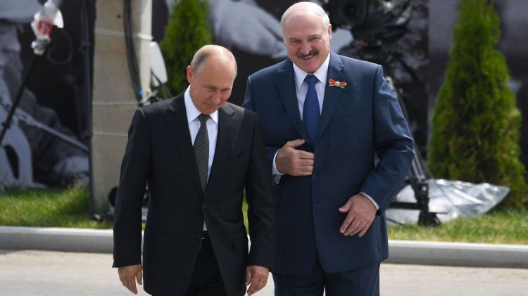 Belarus Rusiyanın yerləşdirəcəyi nüvə silahından ona qarşı istifadə edə bilər -  Putinin strateji SƏHVİ