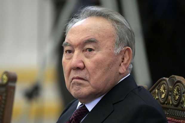 Nazarbayev daha bir statusdan məhrum edildi