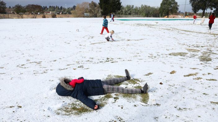 12 ildən sonra Cənubi Afrikaya qar yağıb - FOTO