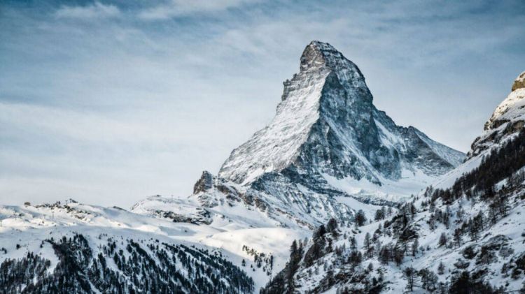 Alp dağlarında itkin düşən alpinistin qalıqları tapılıb