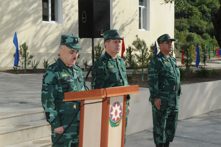 Prezident Zaur Zeynalova “general-mayor” ali hərbi rütbəsi verdi - SƏRƏNCAM Prezident Zaur Zeynalova “general-mayor” ali hərbi rütbəsi verdi - SƏRƏNCAM