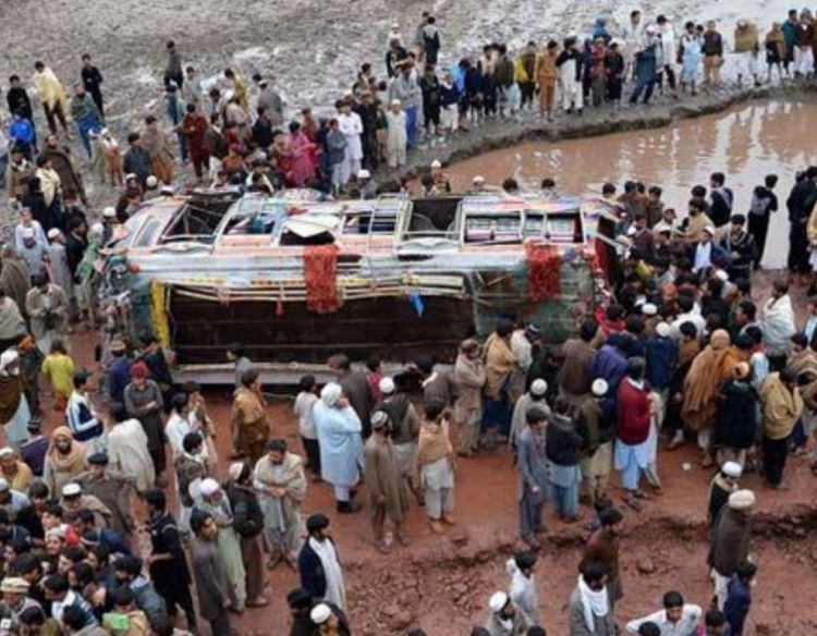 Pakistanda 100 mindən çox insan təxliyə edildi