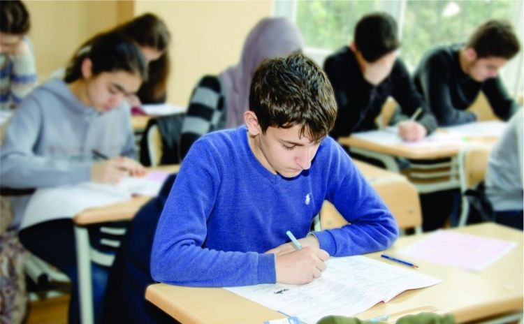 9-cu sinif buraxılış imtahanlarına hazırlaşmaq valideynləri əlavə xərcə salacaq -  VİDEO 9-cu sinif buraxılış imtahanlarına hazırlaşmaq valideynləri əlavə xərcə salacaq -  VİDEO