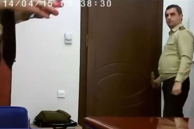 192 minlik iddia: Məhkəmə intim videolar çəkən FHN-in sabiq polkovniki ilə bağlı  qərar çıxardı 192 minlik iddia: Məhkəmə intim videolar çəkən FHN-in sabiq polkovniki ilə bağlı  qərar çıxardı
