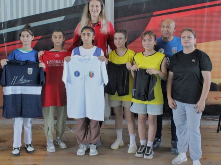 Tovuzda yeni yaradılmış voleybol klubunun təqdimatı olub