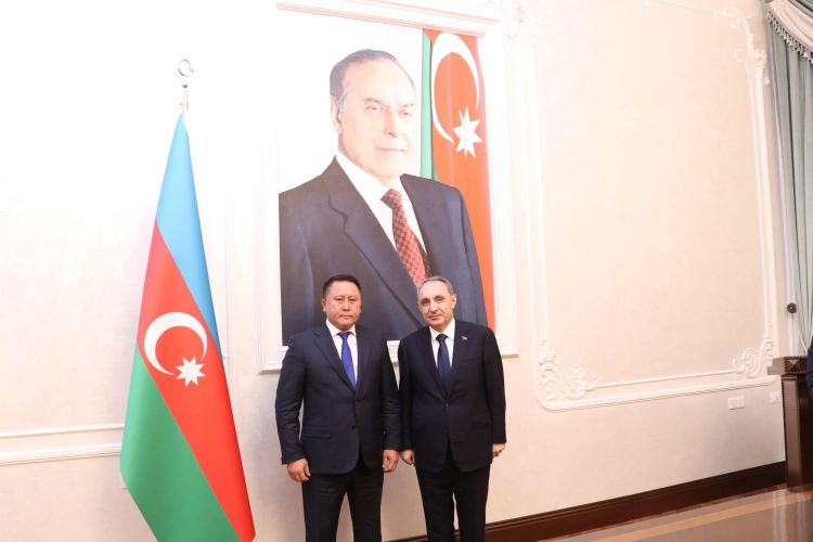 Qırğızıstanın Baş prokuroru Azərbaycana gəlib - FOTO
