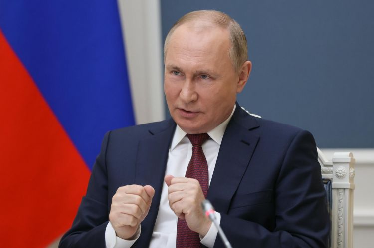 Putin: “ABŞ birlikdə “tanqo” oynamağı bacarmır” - VİDEO