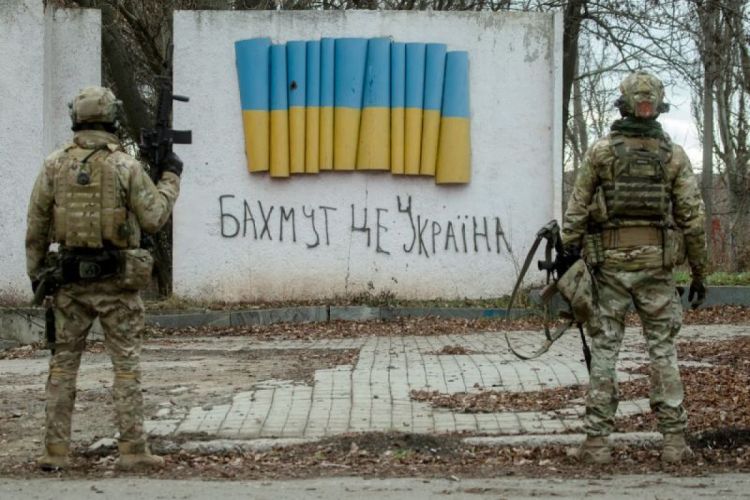 Ukrayna hərbçiləri Baxmut istiqamətində hücum zamanı Rusiya ordusunun elit bölmələrini məhv edib
