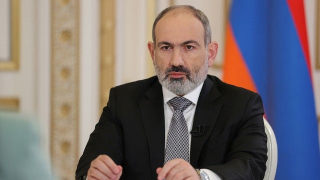 Ermənistanda etirazlar başlayıb: Paşinyanın istefası tələb olunur - VİDEO