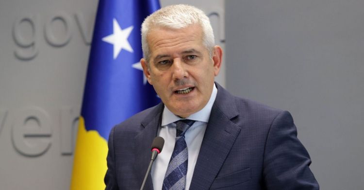 Kosovo: Serbiya prezidenti icazəsiz gələrsə həbs olunacaq