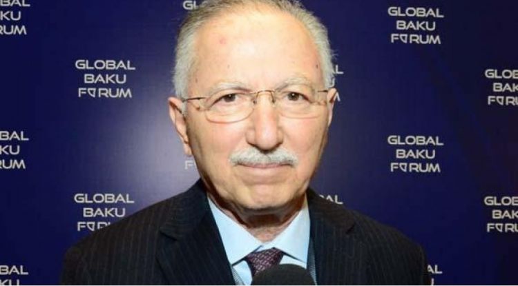 Ekmələddin İhsanoğlu İlham Əliyevə məktub göndərib