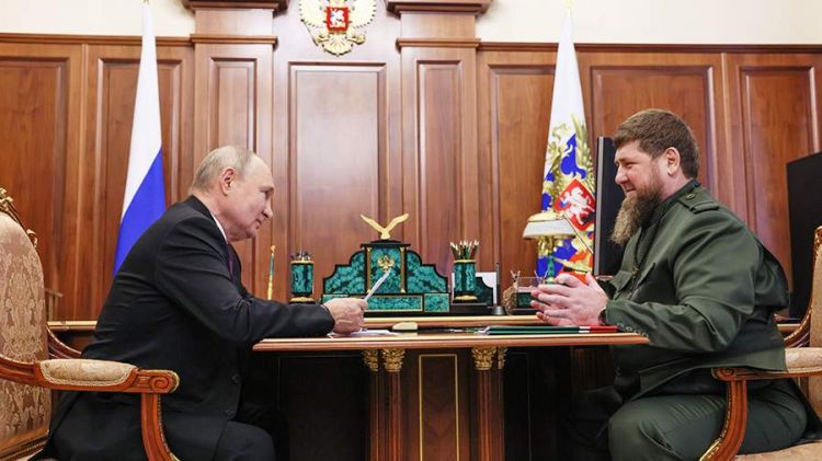 Putin Kadırova: "Yerli komandirlər çeçen döyüşçülərə arxayındır" - VİDEO