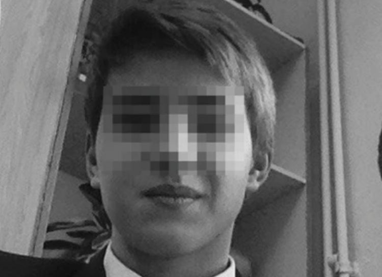 Qardaş ögey bacısını öldürdü... Qardaş ögey bacısını öldürdü...