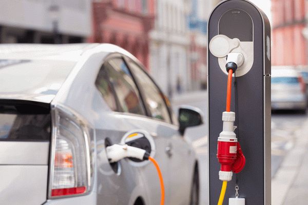 Azərbaycandakı elektromobillər üçün enerji doldurma yerləri açılacaq