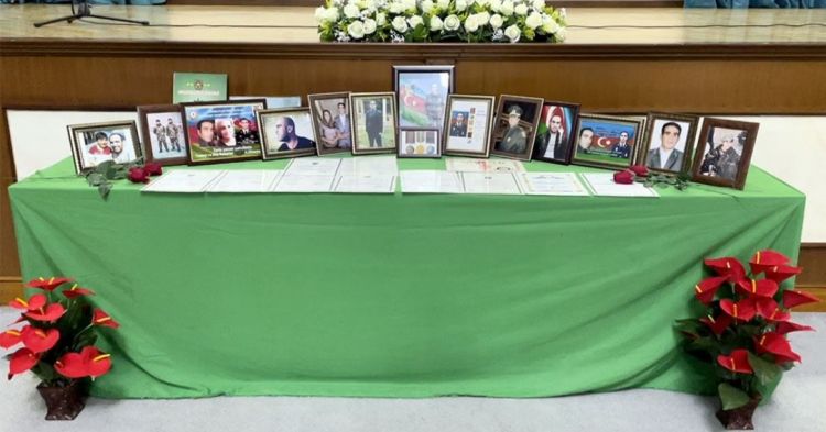 Şəhid Daşdəmir Paşayevin xatirəsinə həsr olunan anım mərasimi keçirilib -FOTO Şəhid Daşdəmir Paşayevin xatirəsinə həsr olunan anım mərasimi keçirilib -FOTO