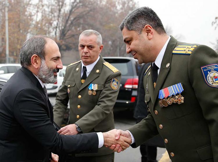 Paşinyan devrilsə, yerinə o gətirilə bilər Paşinyan devrilsə, yerinə o gətirilə bilər