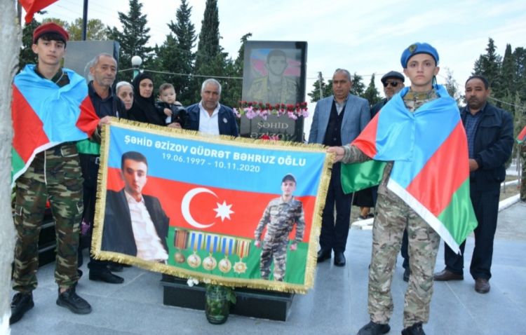 Göyçayda şəhid Qüdrət Əzizovun xatirəsi anılıb Göyçayda şəhid Qüdrət Əzizovun xatirəsi anılıb