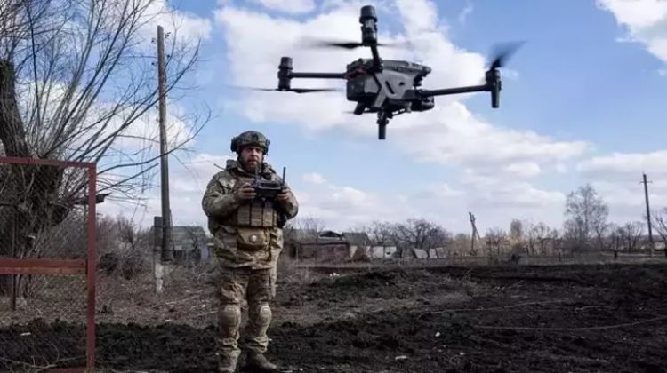 Ukrayna dronları Rusiya tanklarını belə məhv etdi - VİDEO