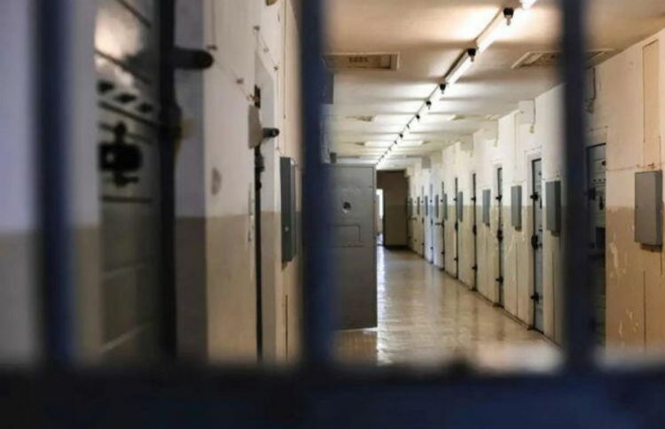 Güney Azərbaycanda məhbuslara görə imza toplanır - FOTO Güney Azərbaycanda məhbuslara görə imza toplanır - FOTO